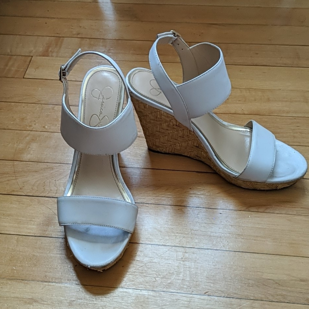 DONATED 💥 Jessica Simpson White Wedges